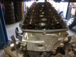Vačkové hřídele u motoru 3,2V6 162kW